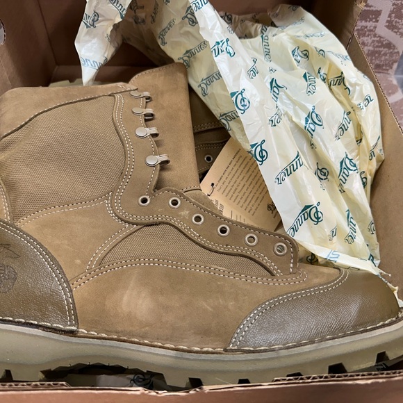 Danner USMC GORTEX RAT Tactical Boot - Picture 2 of 5